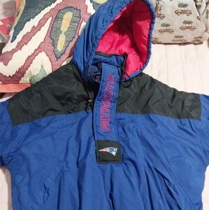Starter Patriots Blue and Red Jacket Size XL